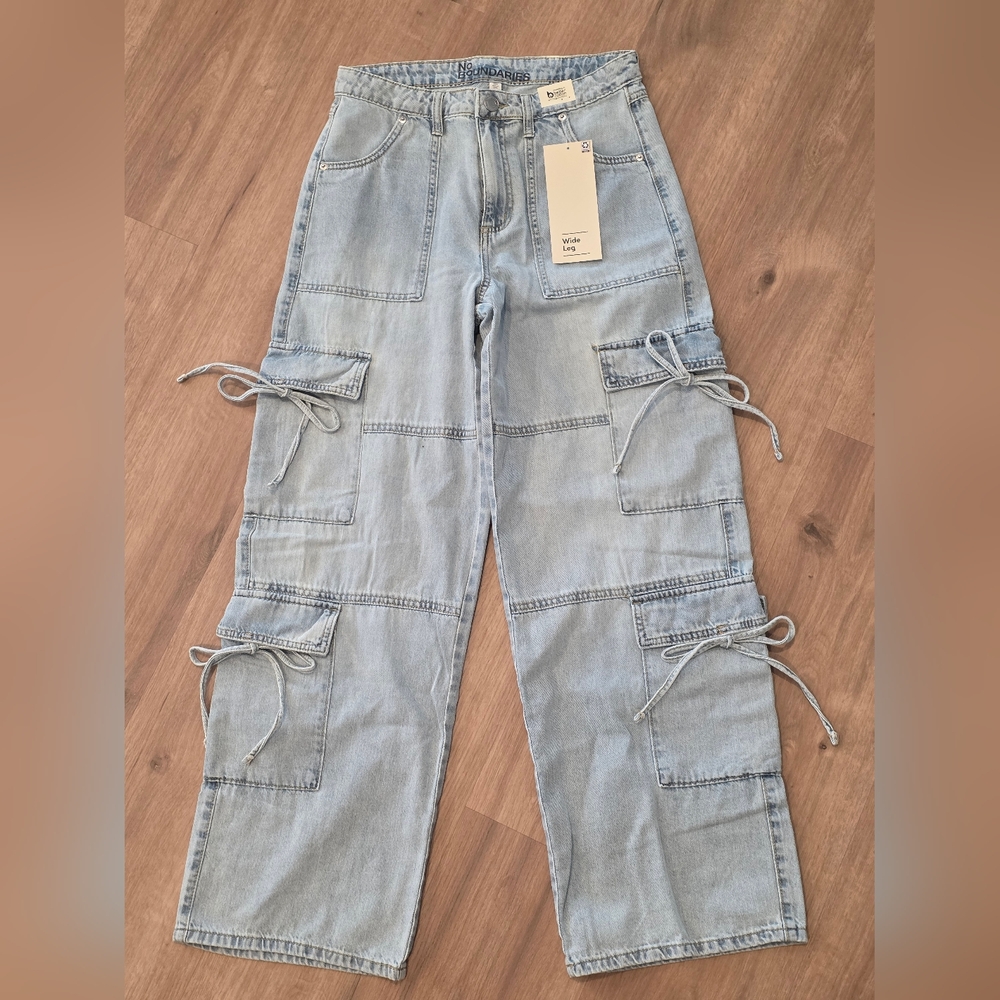 VIRAL Women's Light Blue BOW Cargo Jeans
